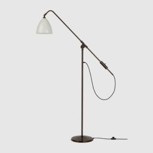 Bestlite BL4 gulvlampe fra Gubi