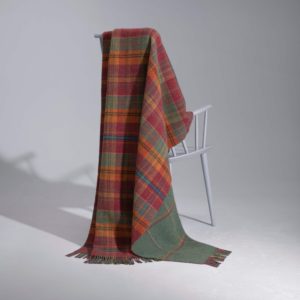 Double Face Check Lambswool Pledd | Dunoon