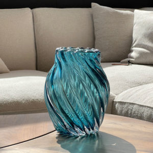 Vaso Scirocco fra EDG, produktbilde av vase i farget glass