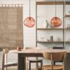 Crystal Stone | Morgenrød fra Hadeland Glassverk, miljøbilde av lampe med messing