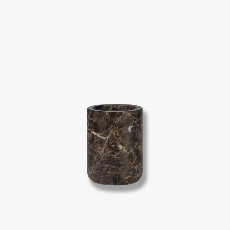 Marble tannbørsteholder fra Mette Ditmer Et Hjem baderomsartikkel miljøbilde