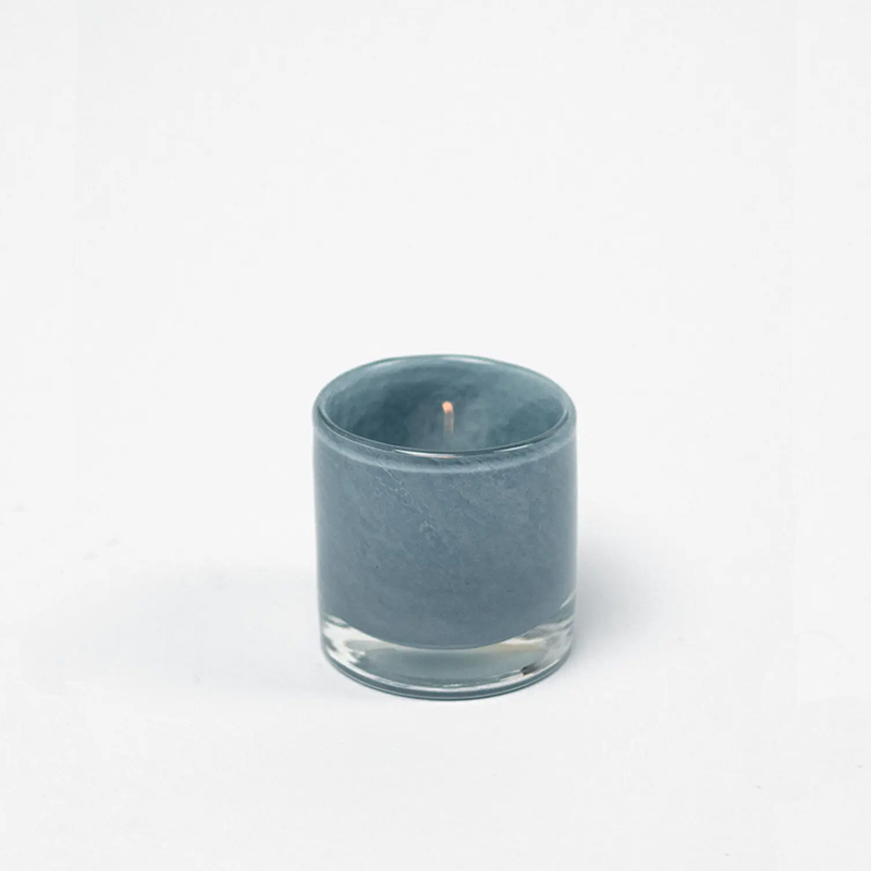 PE012242-nilla-lyslykt-blå-8cm-olsson&jensen-et hjem